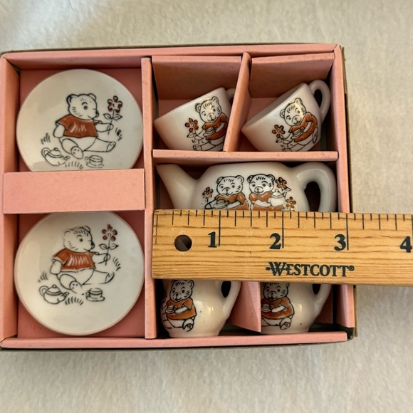 Vintage Teddy Bear Tiny Tea Set - Picture 7 of 7